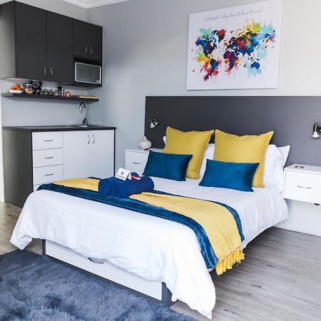 Wanderlust Private Studio Apartment Лангебан Екстериор снимка