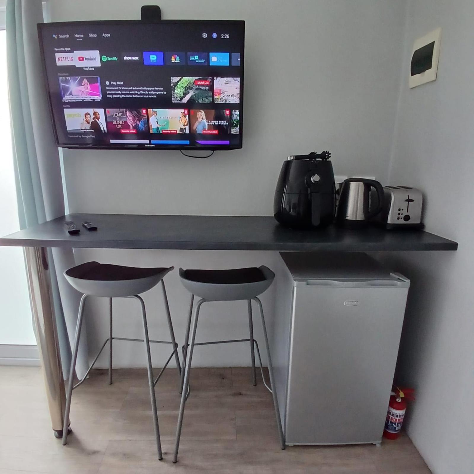 Wanderlust Private Studio Apartment Лангебан Екстериор снимка